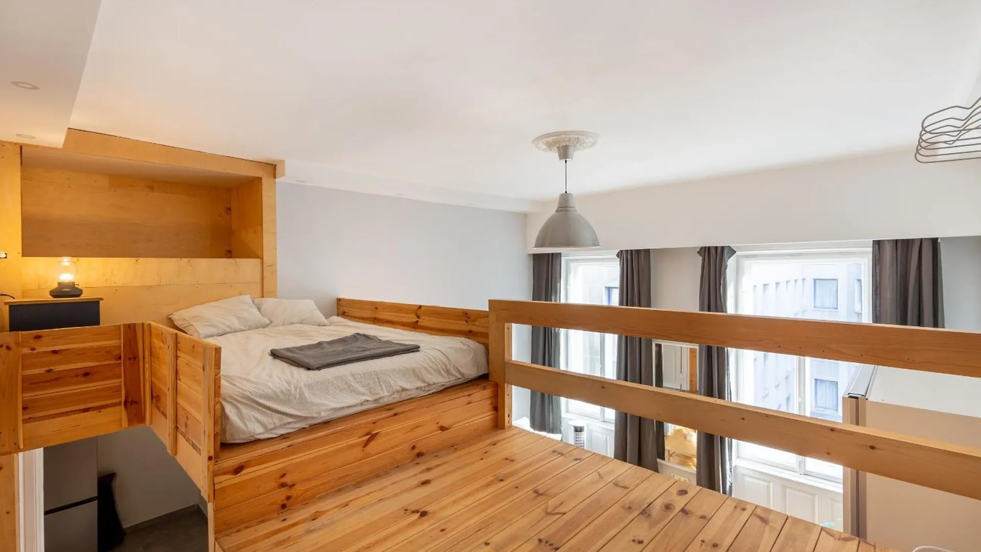 V26 Freedom Lodge Apartment Budapest Hungary