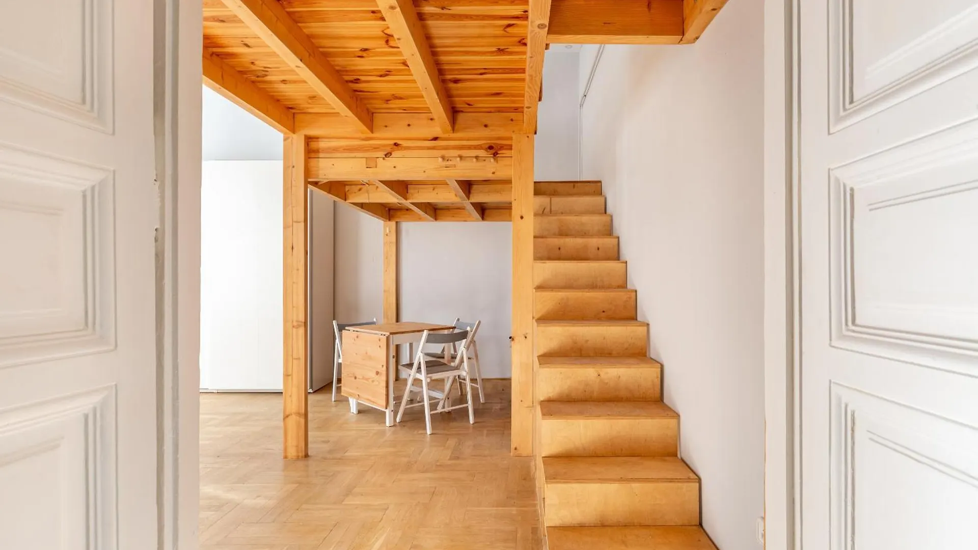 V26 Freedom Lodge Apartment Budapest Hungary